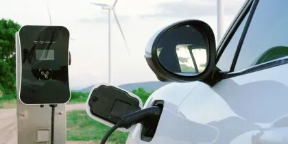 NRB přijímá žádosti o zaručení úvěru na elektromobily