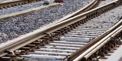 ČMZRB a Správa železnic spolupracují na propojení letiště s centrem Prahy